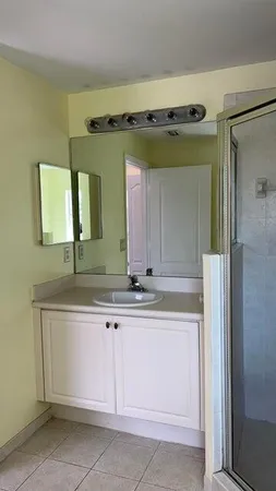 $3,200 | 274 River Bluff Lane, Royal Palm Beach, FL 33411