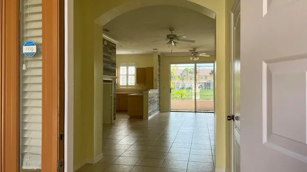 $3,200 | 274 River Bluff Lane, Royal Palm Beach, FL 33411