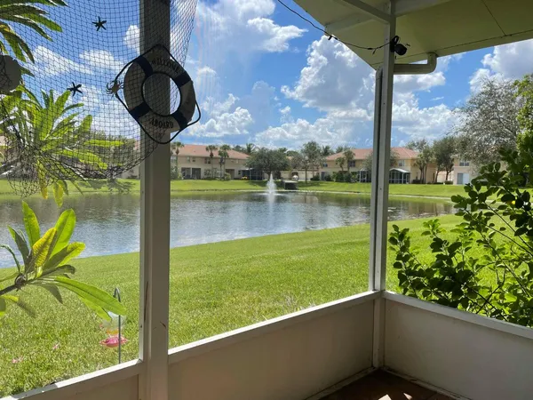 $3,200 | 274 River Bluff Lane, Royal Palm Beach, FL 33411