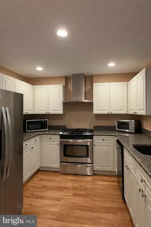 $2,700 | 20575 Snowshoe Square, Unit 301, Ashburn, VA 20147