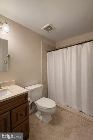 $2,700 | 20575 Snowshoe Square, Unit 301, Ashburn, VA 20147