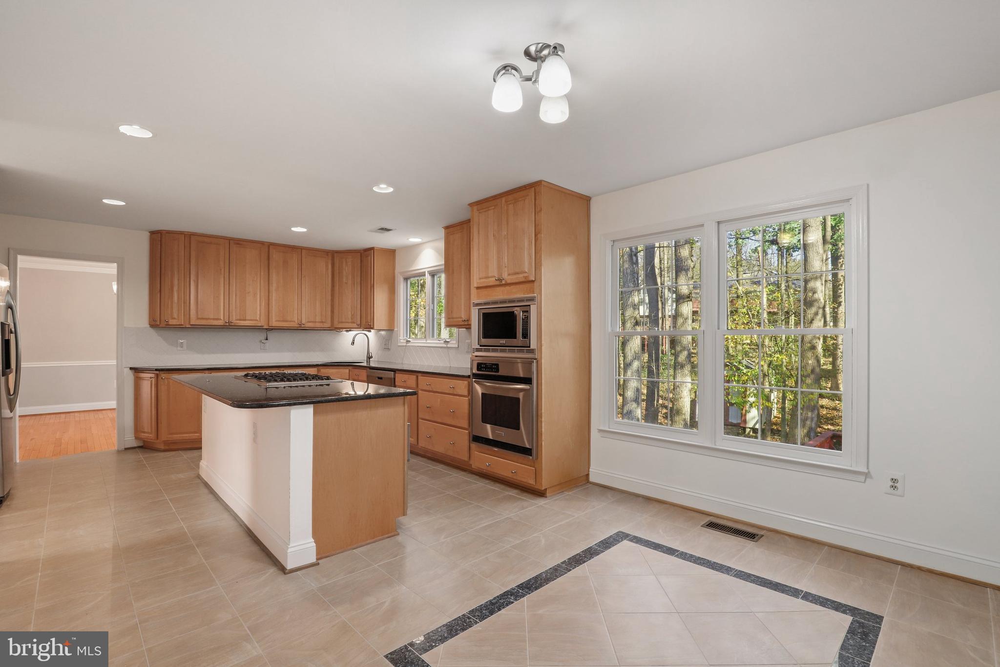 15015 Notley Road Silver Spring, MD 20905 - Photo 5 of 57