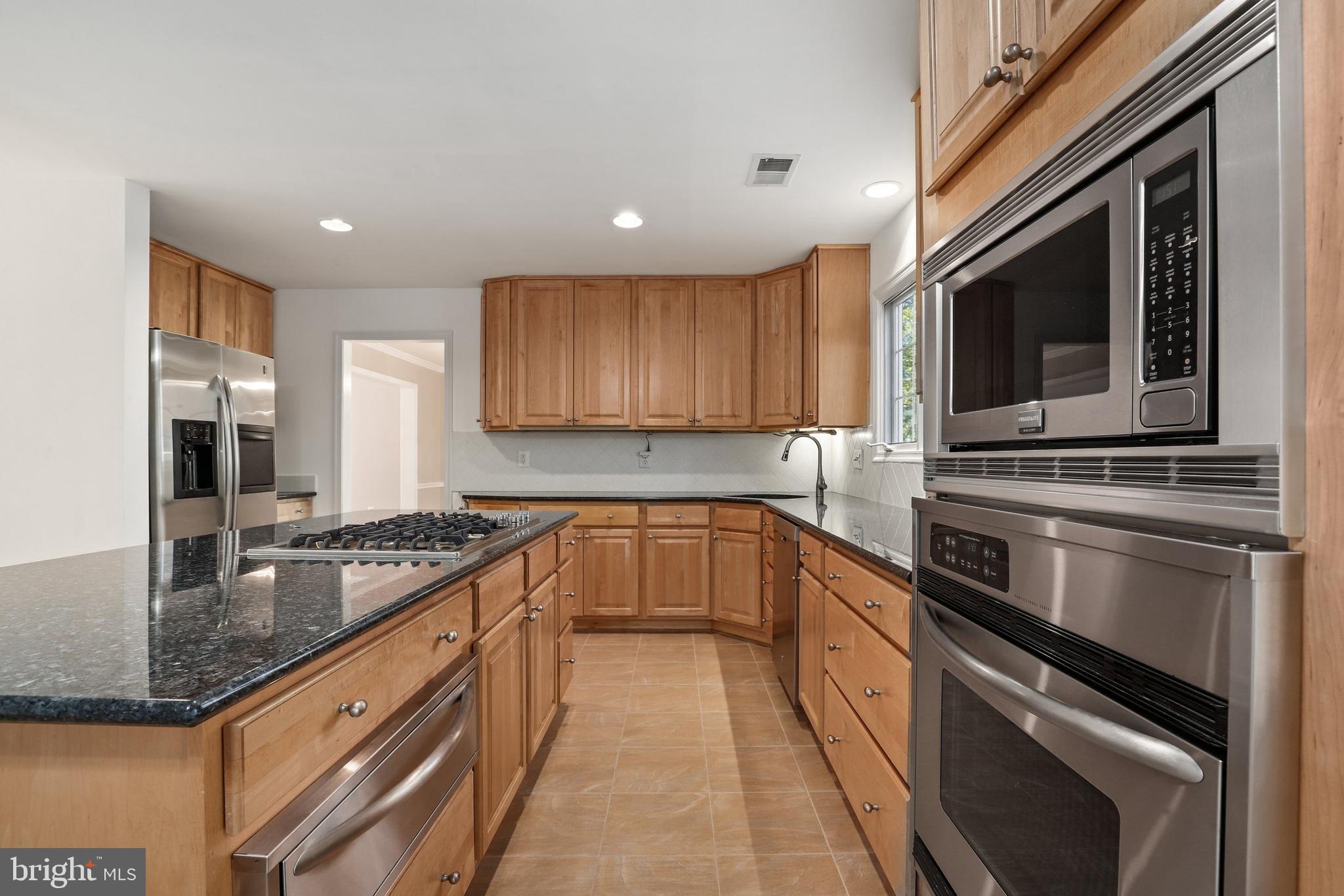 15015 Notley Road Silver Spring, MD 20905 - Photo 7 of 57