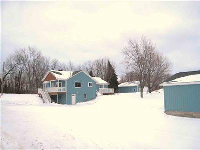 9246 Center Road Fenton, MI 48430 - Photo 2 of 4 20186502-1.JPG