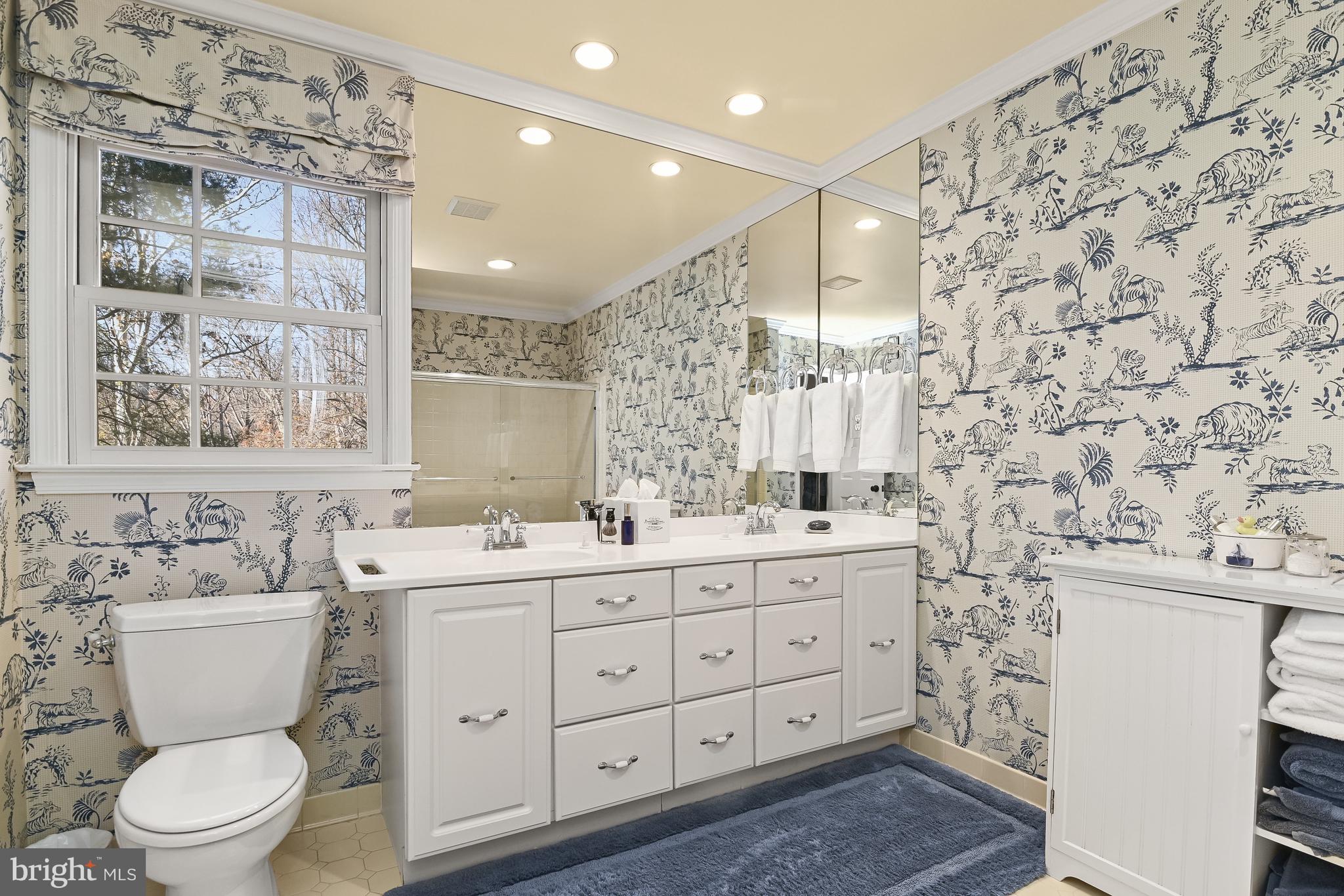 11700 Beekman Place Potomac, MD 20854 - Photo 27 of 44 Upper Level Bath with Dual Vanity