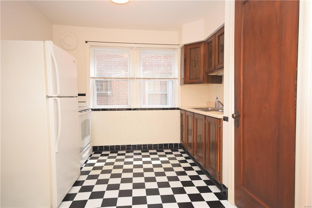3323 Watson Road St. Louis, MO 63139 - Photo 4 of 21