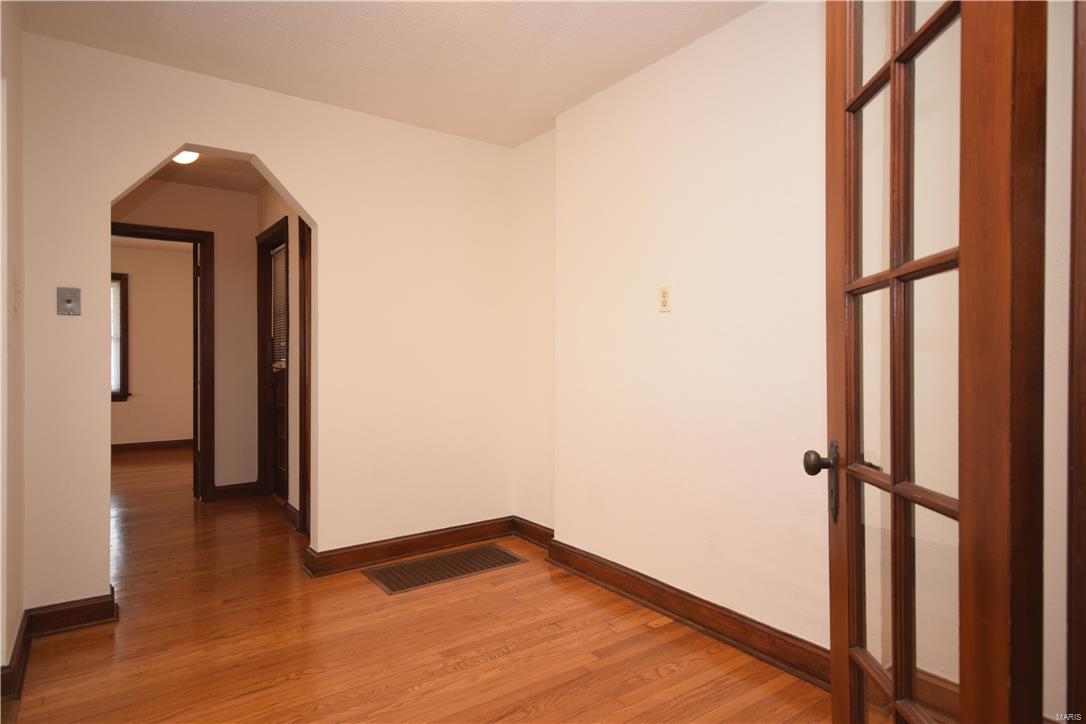 3323 Watson Road St. Louis, MO 63139 - Photo 8 of 21