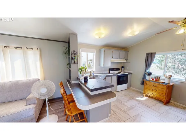 $70,000 | 29450 Ellensburg Avenue, Unit 802, Gold Beach, OR 97444