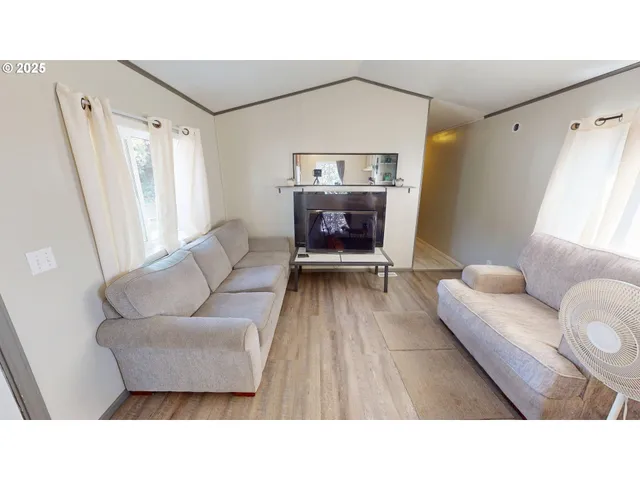 $70,000 | 29450 Ellensburg Avenue, Unit 802, Gold Beach, OR 97444