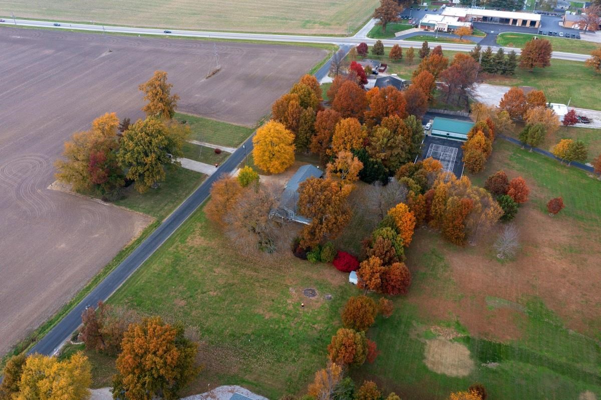 14558 Dixon Road Auburn, IL 62615 - Photo 31 of 33 Gallery Image 31