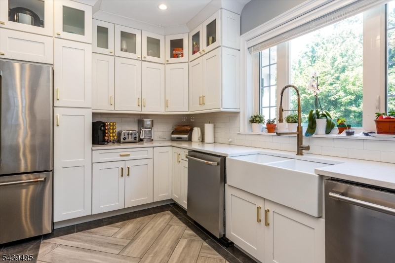 263 Tillou Road South Orange, NJ 07079 - Photo 19 of 41