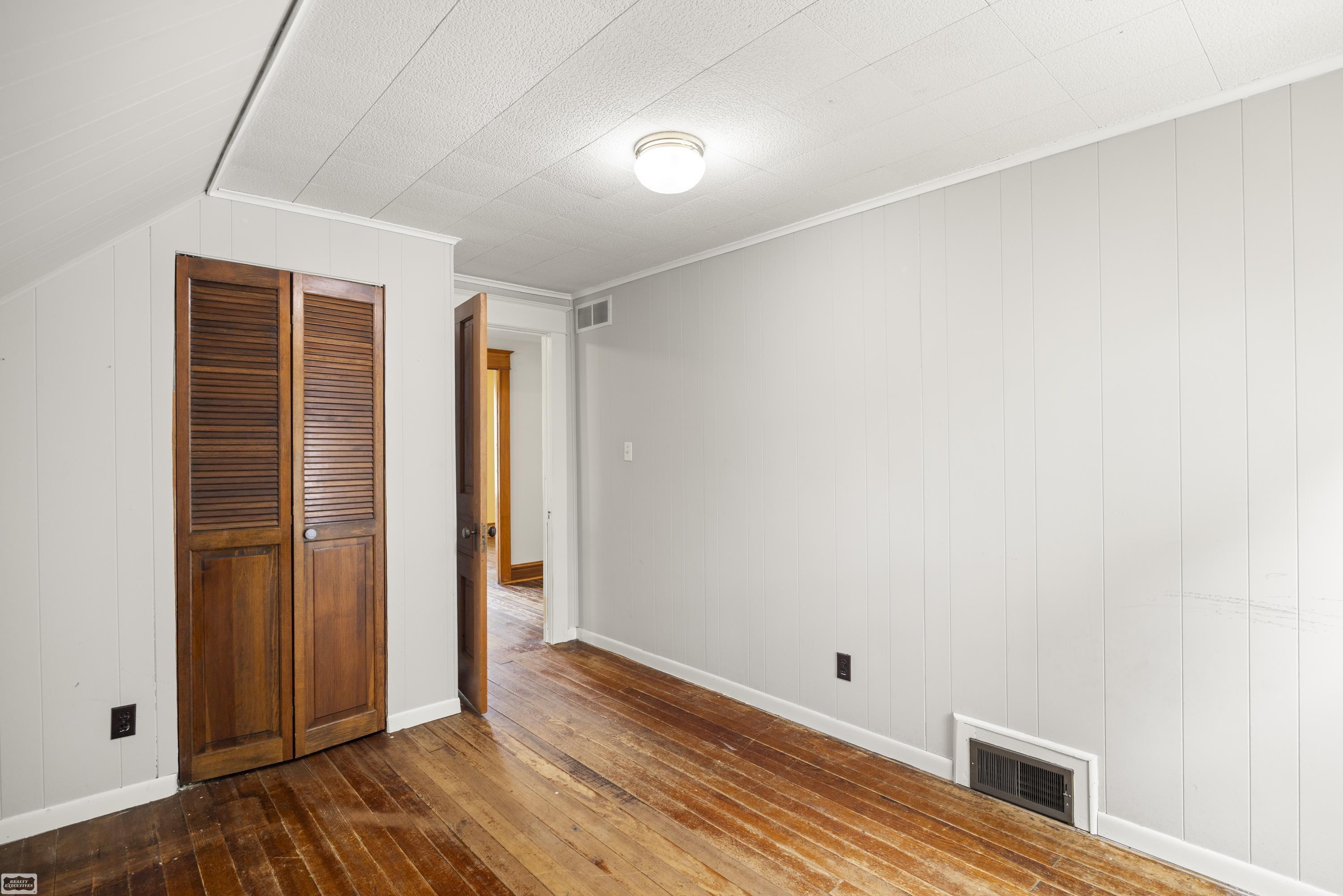 8609 Rattle Run Road Columbus, MI 48063 - Photo 15 of 23