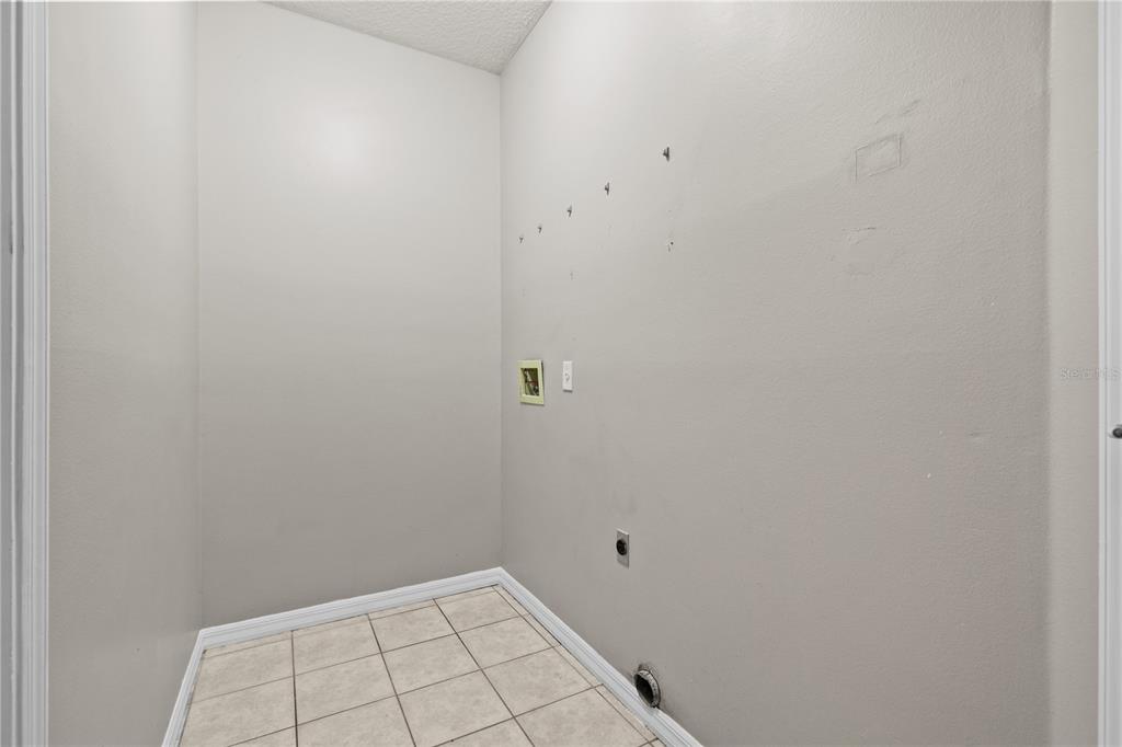 5669 Merlin Way St. Cloud, FL 34772 - Photo 15 of 30
