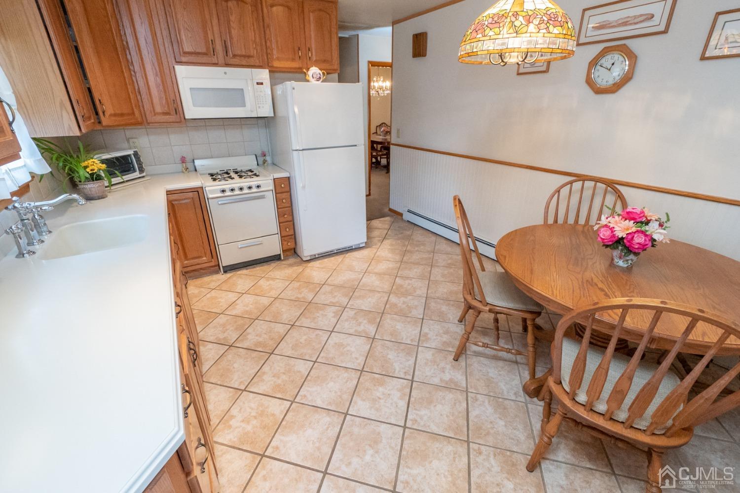 119 Rock Lane Middlesex, NJ 08846 - Photo 18 of 32