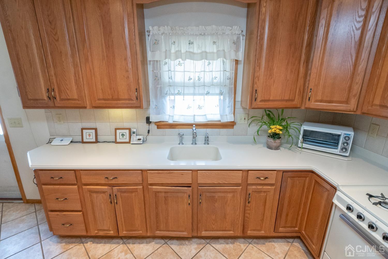 119 Rock Lane Middlesex, NJ 08846 - Photo 21 of 32