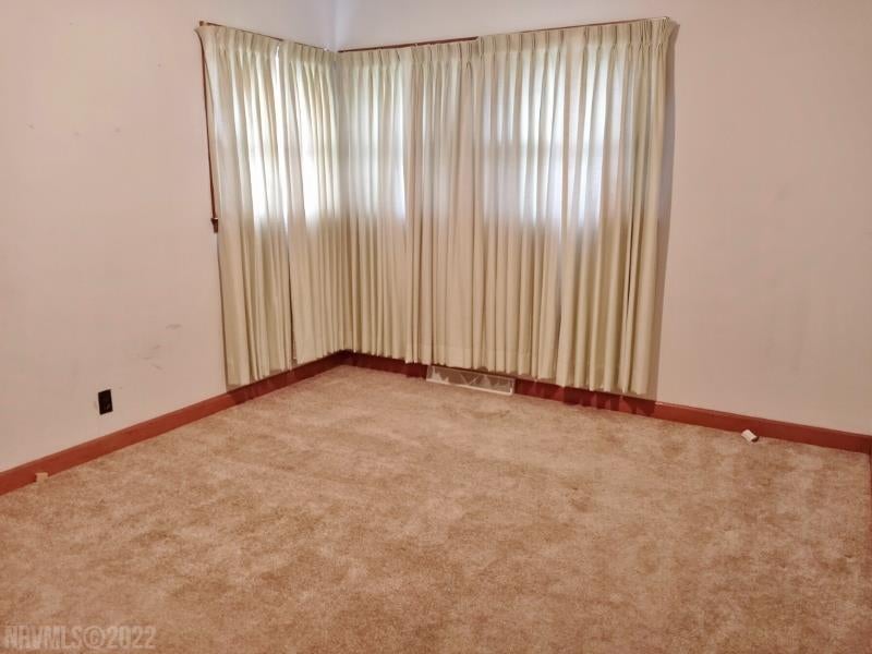 129 Spring Street Narrows, VA 24124 - Photo 12 of 18 Gallery Image 12