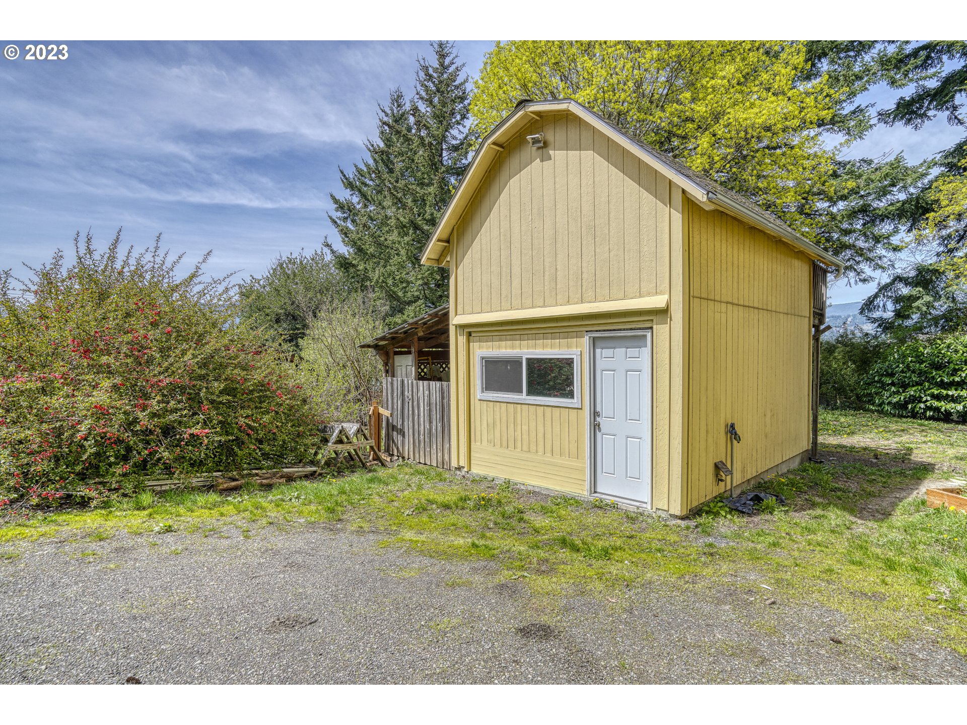 110 Southwest Wasco Street Cascade Locks, OR 97014 - Photo 33 of 34
