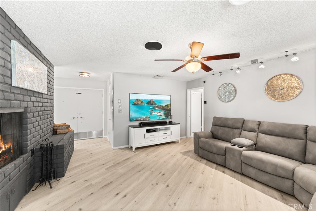 15103 Kinai Road Apple Valley, CA 92307 - Photo 16 of 38