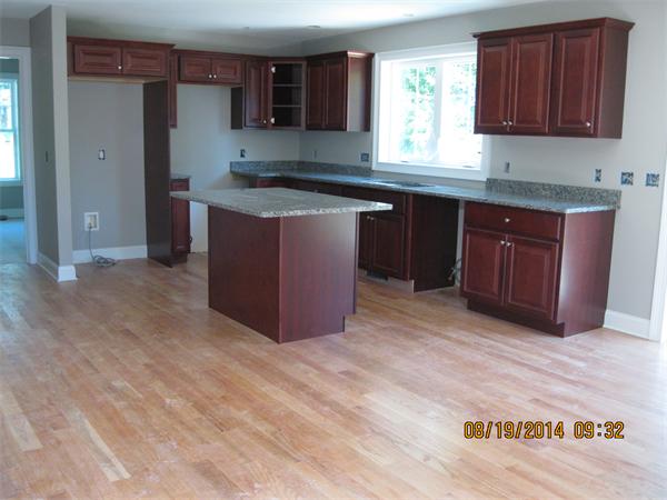 24 Carter Road Worcester, MA 01609 - Photo 3 of 22 Gallery Image 3