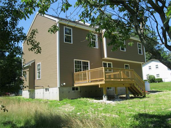 24 Carter Road Worcester, MA 01609 - Photo 6 of 22 Gallery Image 6
