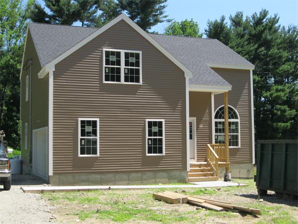 24 Carter Road Worcester, MA 01609 - Photo 8 of 22 Gallery Image 8