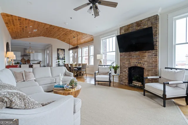 $835,000 | 202 East 4th Avenue, Unit 5, Rome, GA 30161