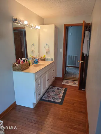 $154,999 | 200 Glenbrook Mountain Road, Keokee, VA 24265