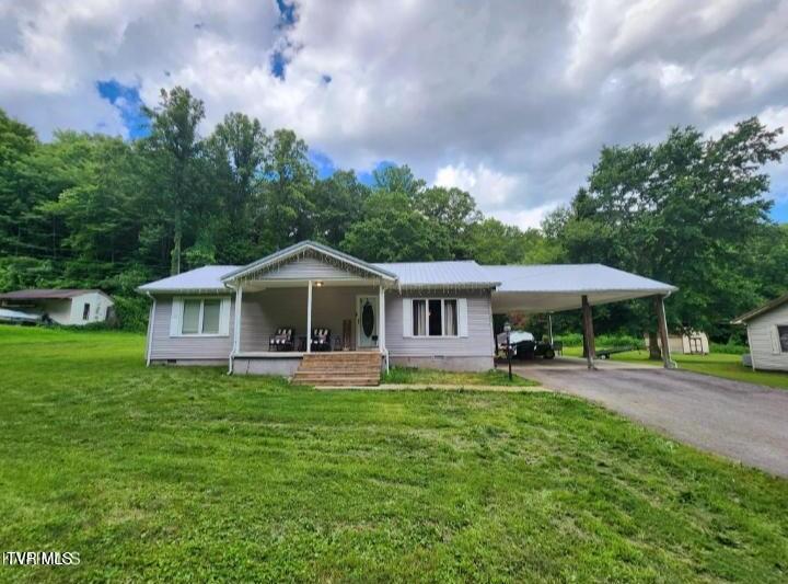 200 Glenbrook Mountain Road Keokee, VA 24265 - Photo 3 of 24 Screenshot_20230921_193656_realtorcom~3
