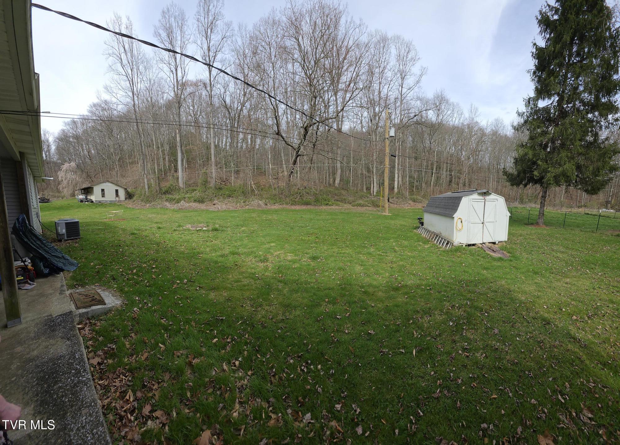 200 Glenbrook Mountain Road Keokee, VA 24265 - Photo 4 of 24 20260315_155018