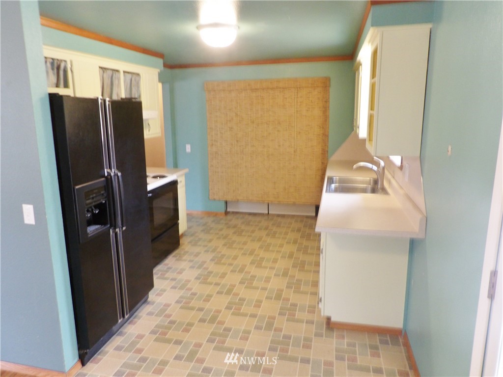 45168 Spring Street Concrete, WA 98237 - Photo 11 of 25 Gallery Image 11