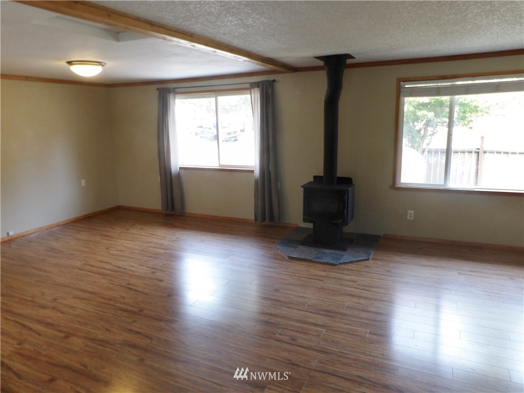 45168 Spring Street Concrete, WA 98237 - Photo 8 of 25 Gallery Image 8