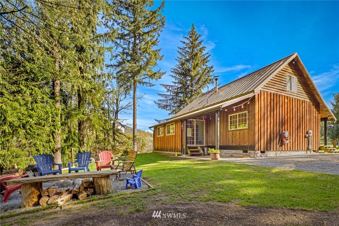 4228 Meins Road Sedro-Woolley, WA 98284 - Photo 4 of 39 Gallery Image 4