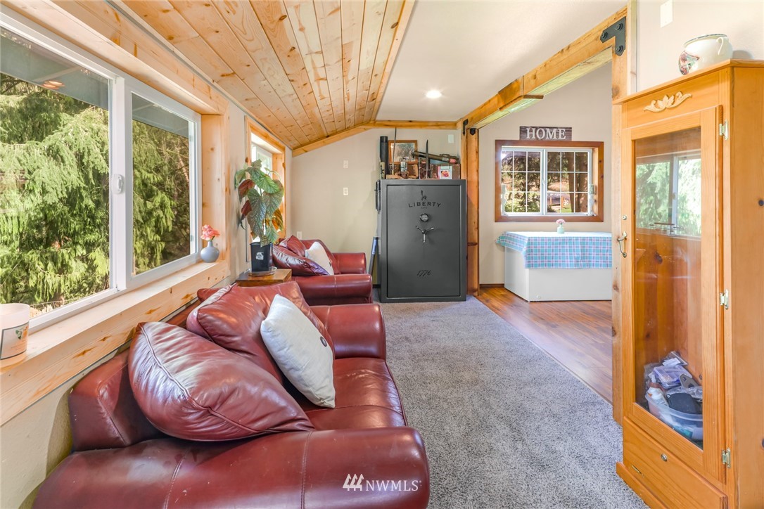 4228 Meins Road Sedro-Woolley, WA 98284 - Photo 36 of 39 Gallery Image 36
