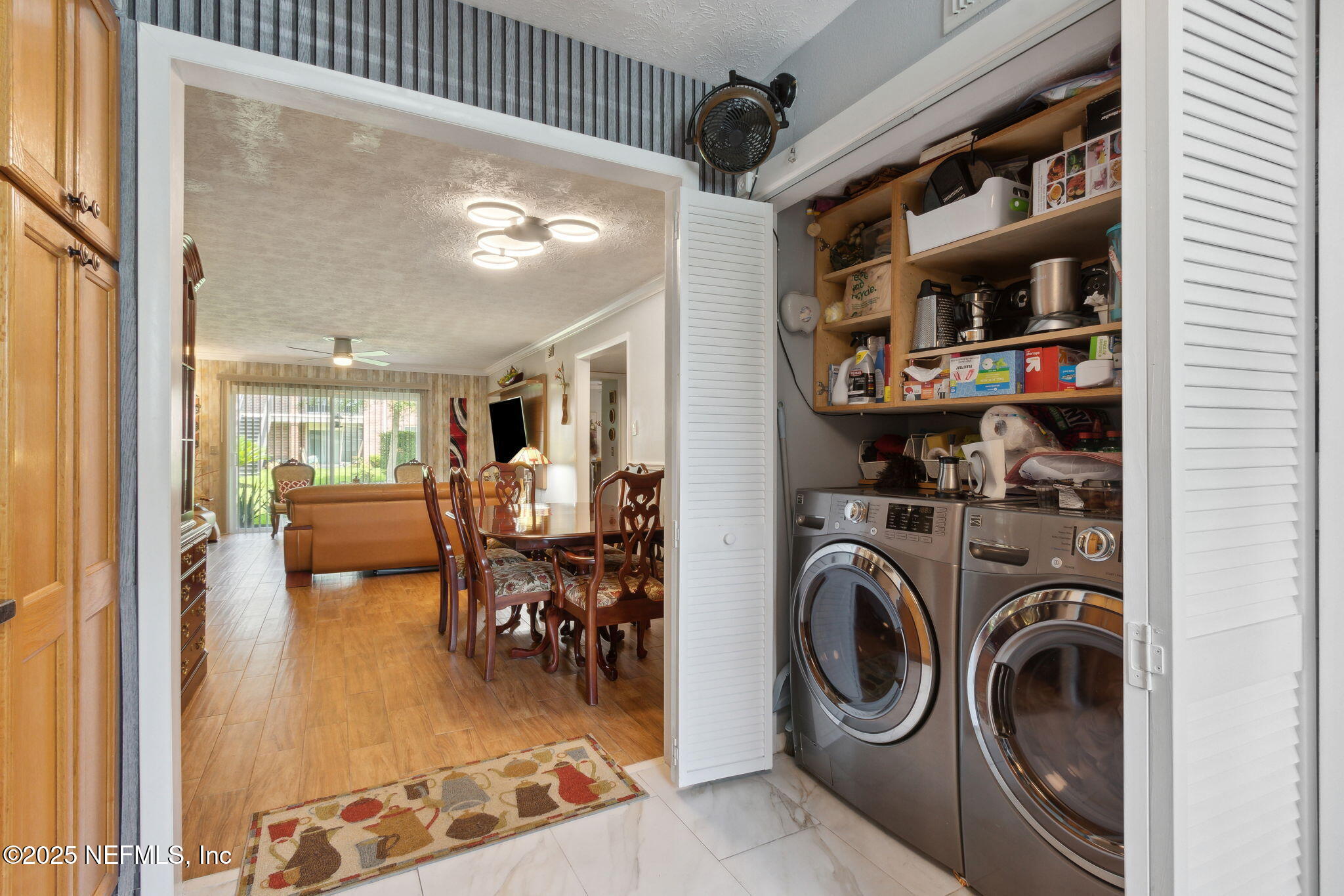 4915 Baymeadows Road, Unit 6A Jacksonville, FL 32217 - Photo 12 of 33 Laundry & pantry