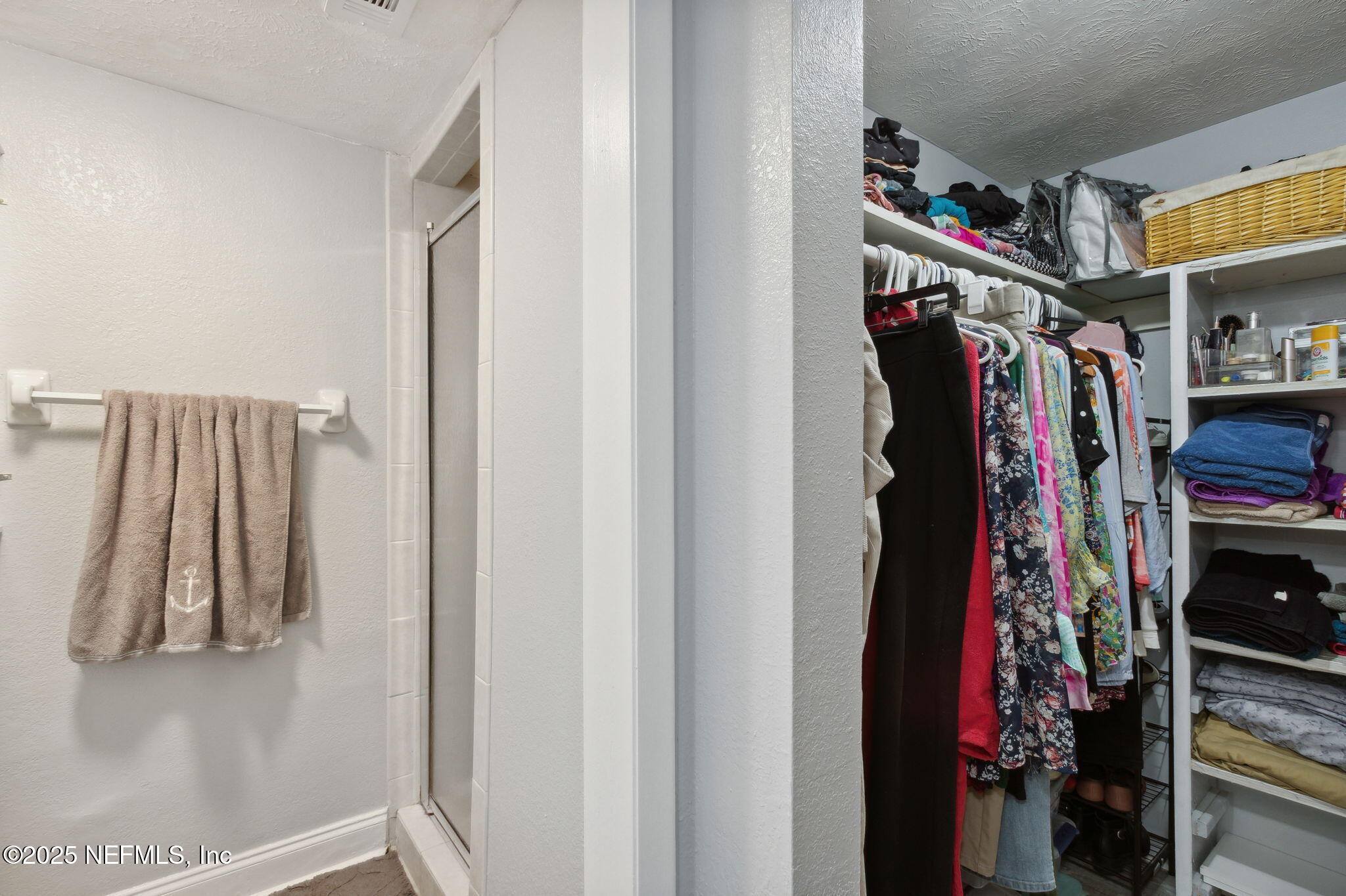 4915 Baymeadows Road, Unit 6A Jacksonville, FL 32217 - Photo 18 of 33 Primary suite closet