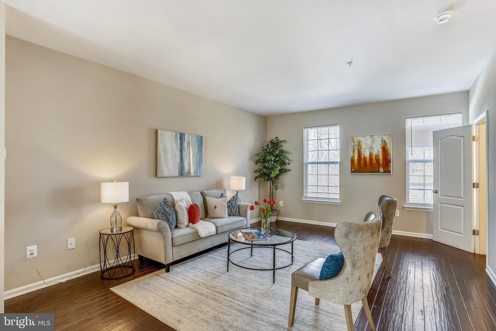 925 Dorchester Cove Road Hanover, MD 21076 - Photo 12 of 39 Entertaining options