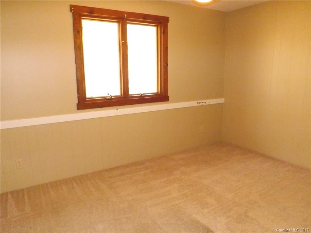 6019 Davis Road Waxhaw, NC 28173 - Photo 15 of 19 an empty room with a window