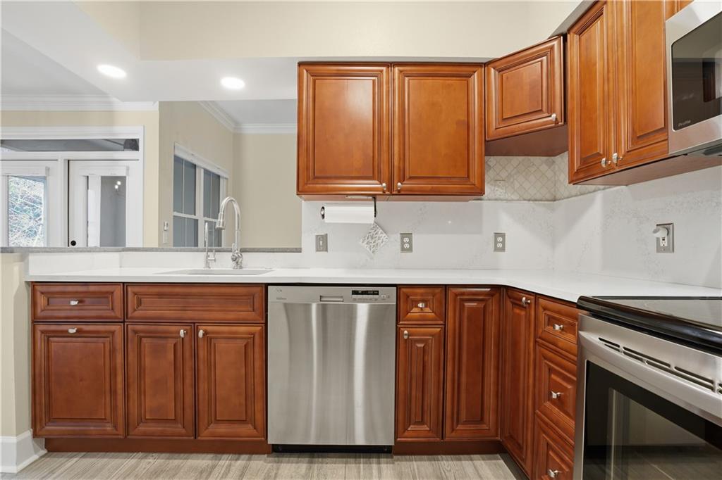 3777 Peachtree Road Northeast, Unit 932 Brookhaven, GA 30319 - Photo 11 of 26