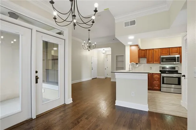 $298,000 | 3777 Peachtree Road Northeast, Unit 932, Brookhaven, GA 30319