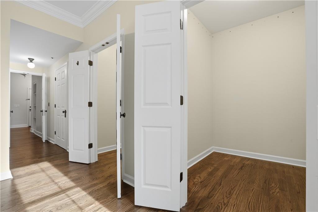 3777 Peachtree Road Northeast, Unit 932 Brookhaven, GA 30319 - Photo 7 of 26 a view of an empty room