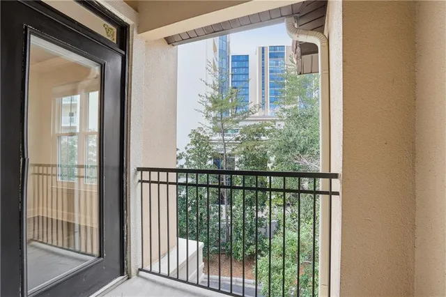 $298,000 | 3777 Peachtree Road Northeast, Unit 932, Brookhaven, GA 30319