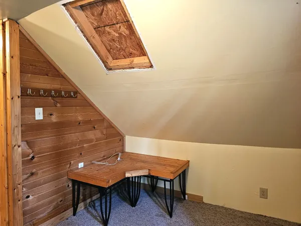 $200,000 | E3299 County Road North, De Soto, WI 54624