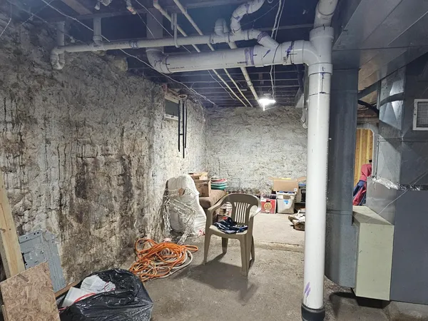 $200,000 | E3299 County Road North, De Soto, WI 54624