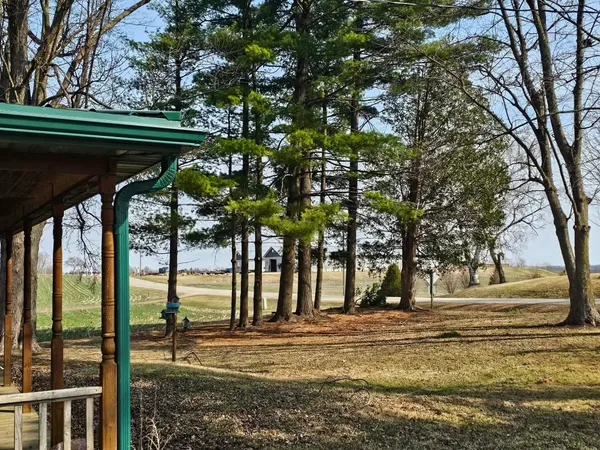 $200,000 | E3299 County Road North, De Soto, WI 54624