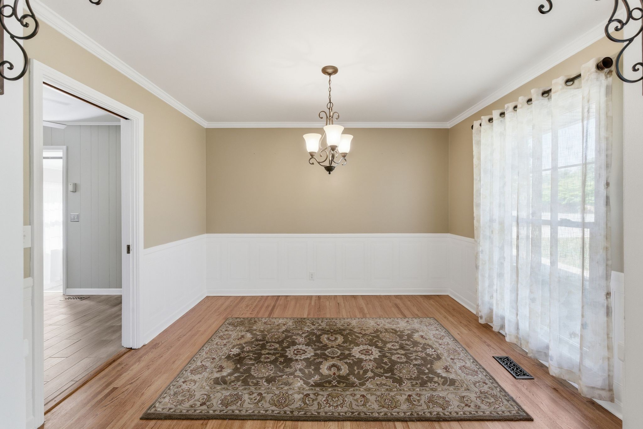 210 South Sequoia Drive Springfield, TN 37172 - Photo 8 of 27