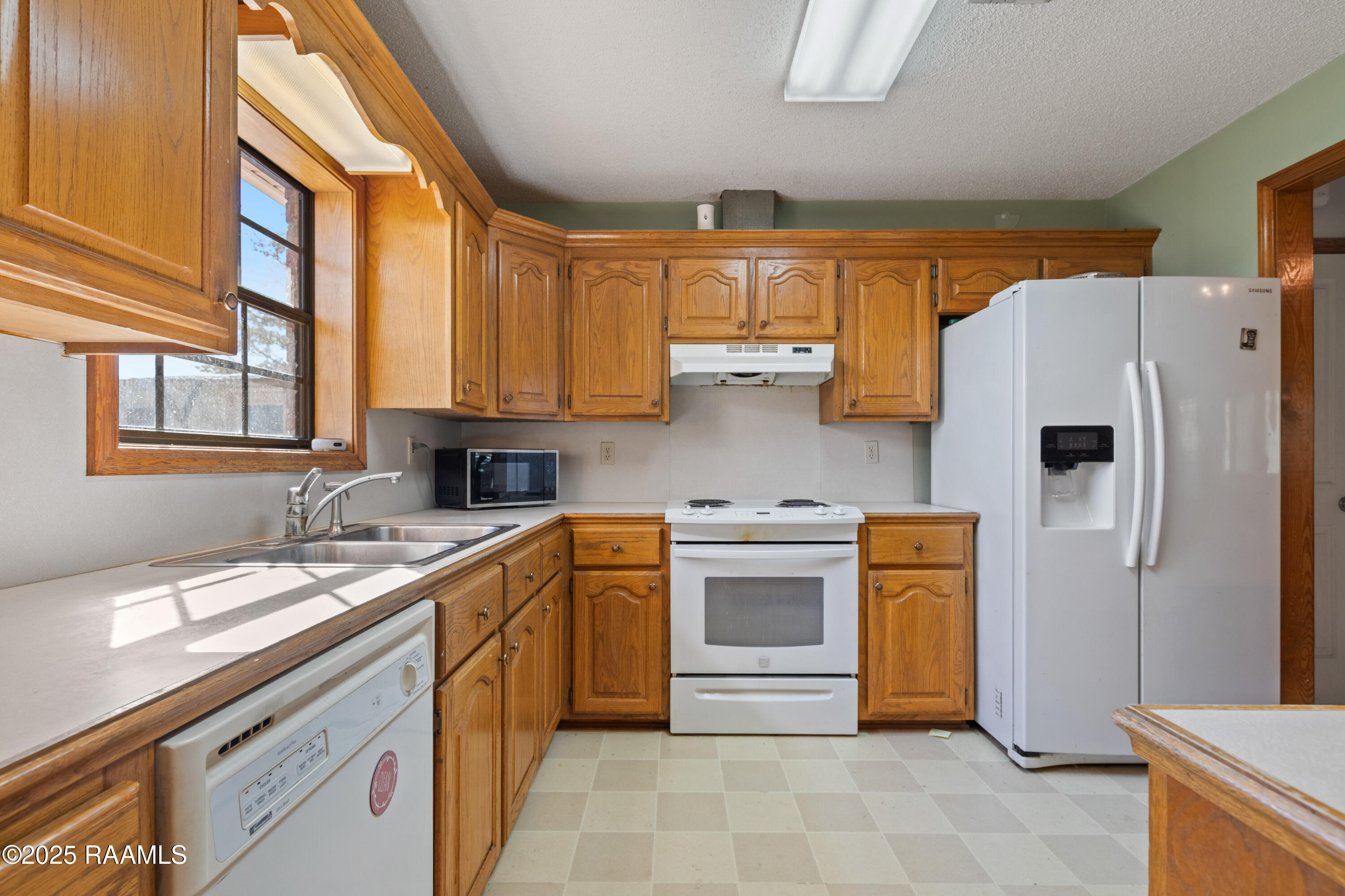 406 Bertrand Road Opelousas, LA 70570 - Photo 8 of 36 406Bertrand-41