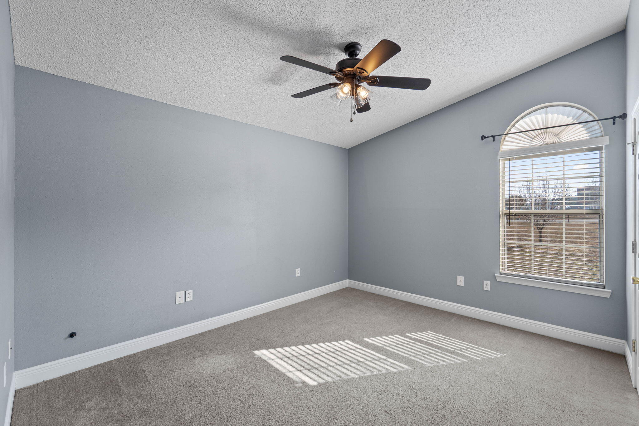 3171 Airport Road Crestview, FL 32539 - Photo 14 of 31 17-web-or-mls-Final-13