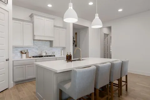 $570,000 | 142 Palo Pinto Bend, Bastrop, TX 78602