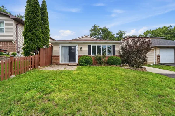 $280,000 | 536 Princeton Drive, Bolingbrook, IL 60440