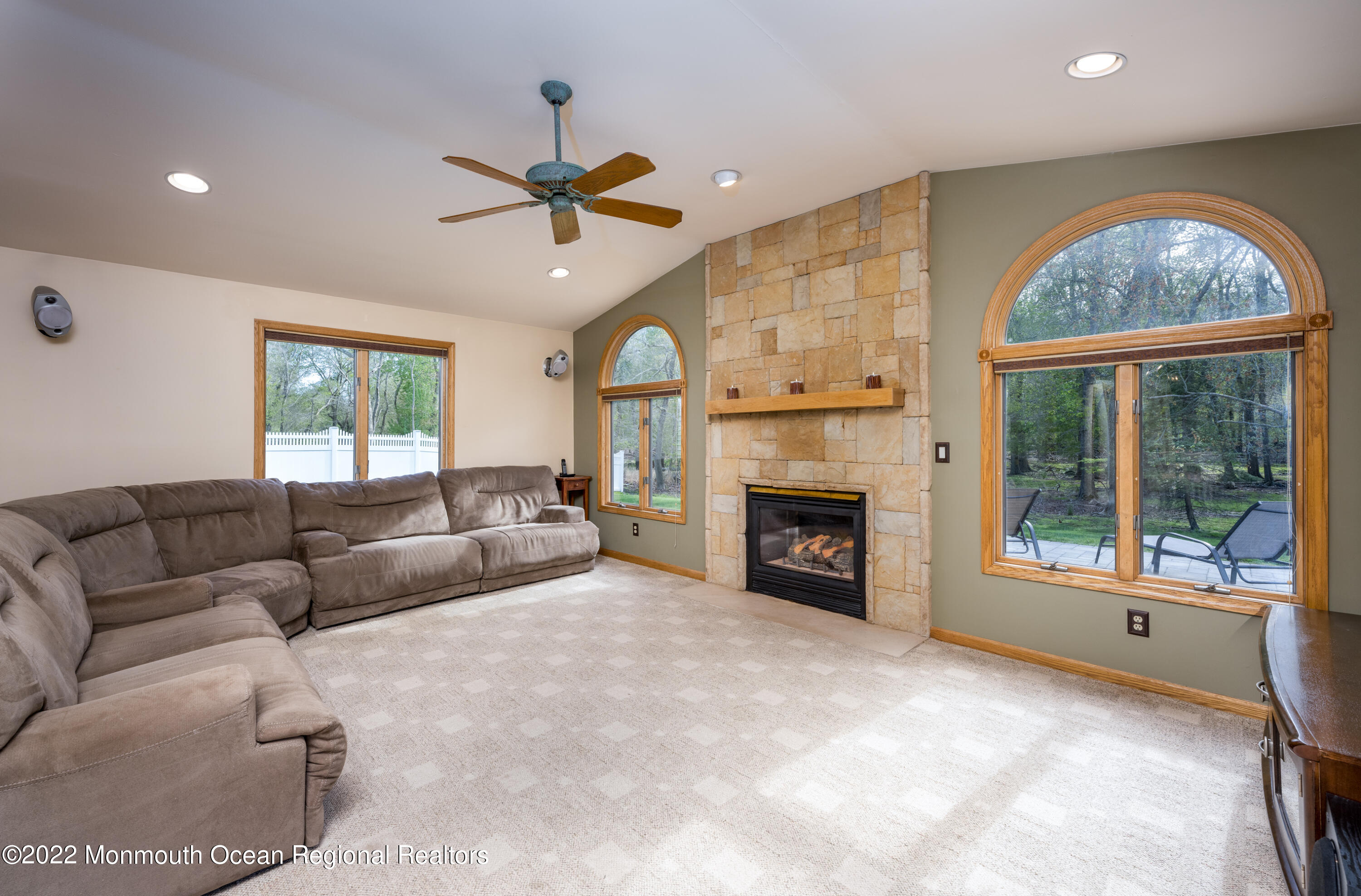 105 Starlight Road Howell, NJ 07731 - Photo 12 of 35 105_Starlight_Rd_(19_of_35)